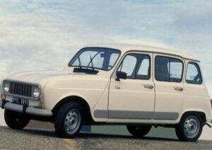 COYOTE GARAGE propone quattro RENAULT 4